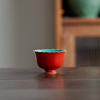 故宮紅陶瓷家用品茗杯喝茶小杯子中式功夫茶具高足花口主人杯單杯