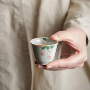 純手繪品茗杯釉下彩桃花小單杯復古家用陶瓷功夫茶具茶杯