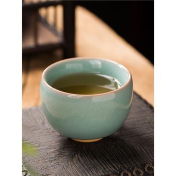 龍泉青瓷茶杯主人杯豬油凍杯手工單杯中式綠釉品茗杯個人專用茶盞