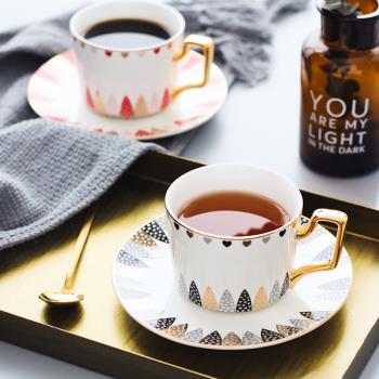 簡約情侶咖啡杯碟套裝創意花茶杯子金邊陶瓷茶杯家用下午茶帶勺子