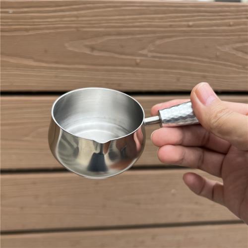 304不銹鋼茶杯小酒杯帶手柄澆汁杯牛排醬汁盅醬料杯迷你澆油杯