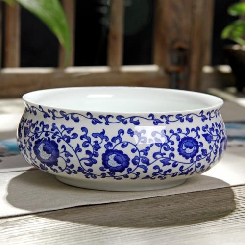 平安竹泉 青華染付 雙鱼紋樣 四角盃 茶道具 A FINE BLUE AND WHITE 'THREE FRIENDS' BOWL SEAL MARK AND