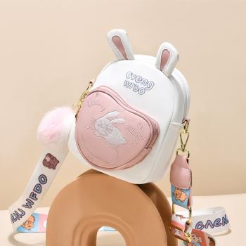 日本FS包包女2023新款女童小兔子小女孩可愛兒童斜挎包春游背包雙