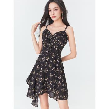 凡兔不規則夏季度假絕美碎花吊帶