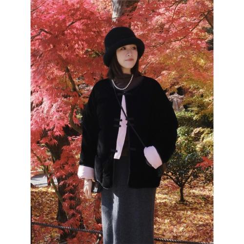 播言東方絲韻90白鴨絨黑天鵝撞色短款新中式國風盤扣絲絨羽絨服女