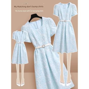 藍色夏季法式方領漂亮氣質連衣裙