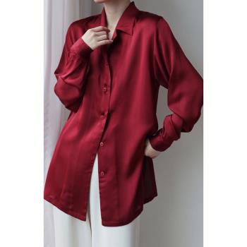 今年流行法式高級感真絲男友風紅色襯衫女早春設計感小眾獨特上衣