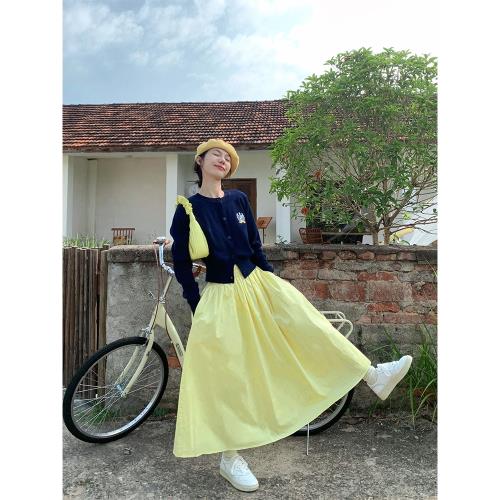 小個子炸街針織開衫上衣半身裙鹽系輕熟兩件套裝2025早秋新款套裝