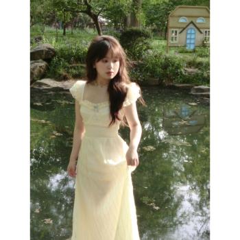 歐式田園風裙子夏季氣質高級感精致蕾絲小飛袖連衣裙小個子溫柔風