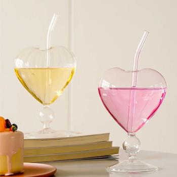 1Pc Creative Lovely Heart-shaped Cup Water Glass With Straw