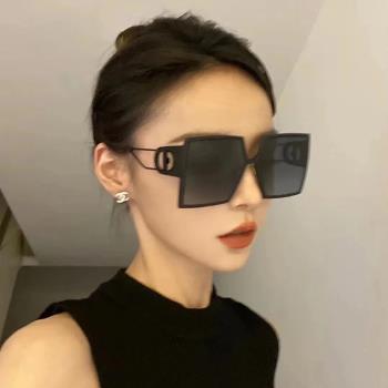 d家墨鏡女2024新款高階感白色大方框網紅防紫外線太陽鏡大臉顯瘦