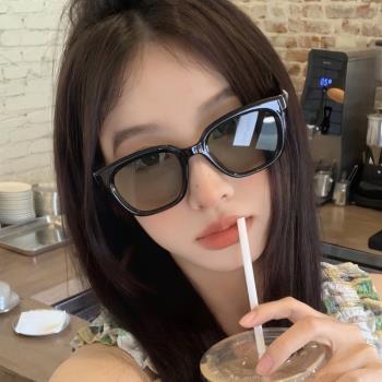 墨鏡女2024年新款防紫外線太陽鏡方框星星韓版時尚復古眼鏡