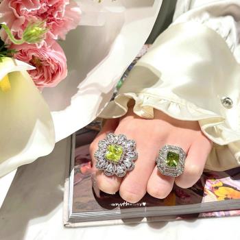 本命年祖母綠花朵寶石戒指 鍍18K金孔雀綠鋯石花瓣戒指禮物