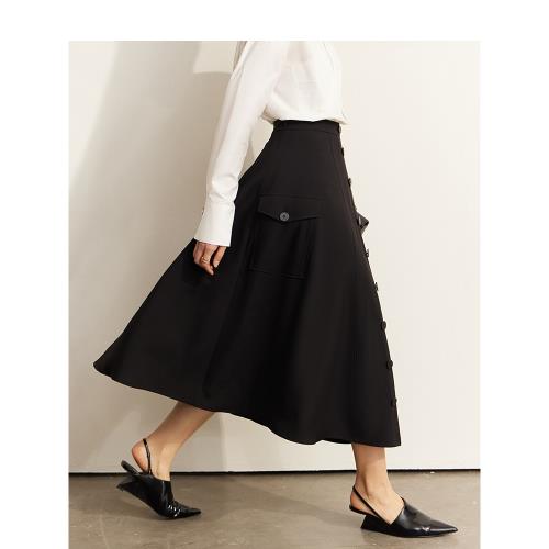 Amii2022黑色工裝風排扣顯瘦裙子