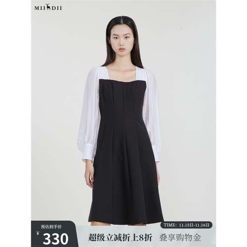 謎底春新款法式復古小黑裙方領連衣裙氣質收腰A字裙231ML0128