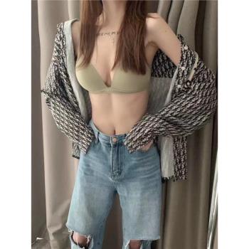 秋季薄款舒適無痕內衣女無鋼圈少女簡約光面法式三角杯文胸罩套裝