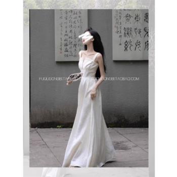 新中式國風氣質白色吊帶連衣裙女夏季高階感a字收腰拖地禮服長裙