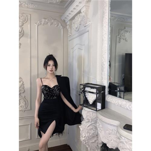生日party小禮服高端輕奢小眾聚會平時可穿黑色亮片吊帶連衣裙女