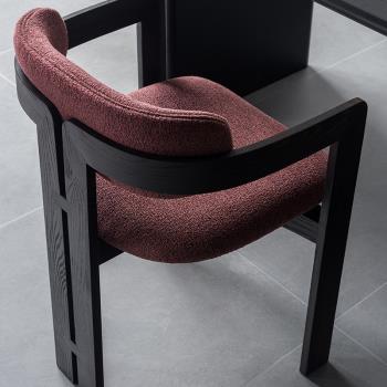 2024新款實木餐桌椅家用輕奢高級感意式極簡現代書桌椅設計師款