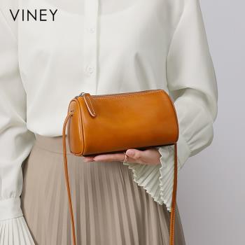 Viney包包女2024新款斜挎包女包枕頭包真皮高級質感小眾圓筒小包