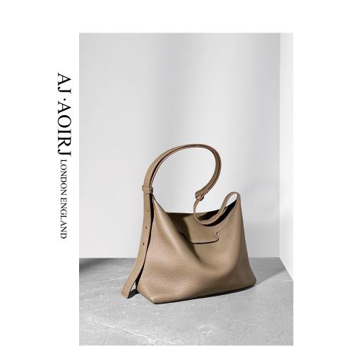 【AJ AOIRJ】小眾設計togo牛皮腋下托特包休閑慵懶水桶包單肩斜挎