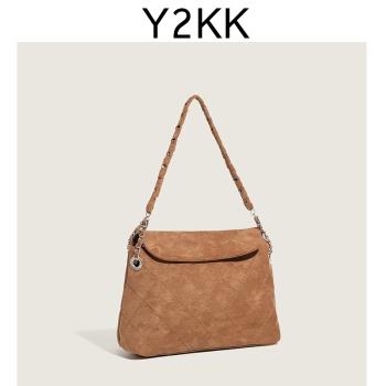 YY2K小眾設計凜冬已至小香菱格絨面單肩鏈條包韓系溫柔大包腋下包