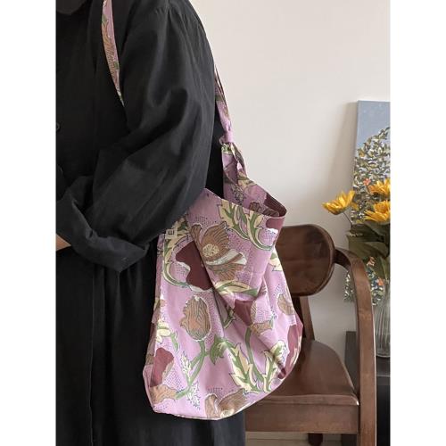 夏日新款小眾花卉單肩斜挎包韓版百搭茄粉碎花薄款棉布袋女腋下包