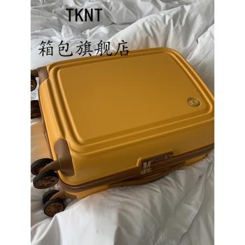 新款箱包行李箱復古20寸超輕登機密碼旅行箱女靜音萬向輪拉桿箱子