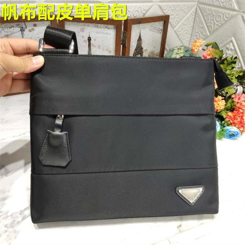 外貿出口庫存尾貨剪標處理原單大牌男包單肩包包真皮配布商務休閑