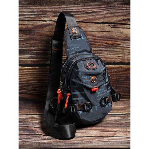 男士時尚夏季戶外胸包運動斜挎包多口袋輕便男包多功能休閑胸前包