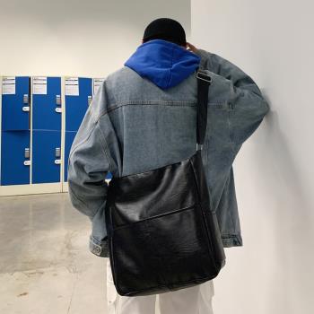 純色男士PU斜挎潮牌學生時尚揹包