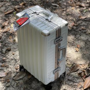 高貴！出口日本登機箱靜音行李箱26寸託運皮箱鎖扣旅行箱28寸鋁框
