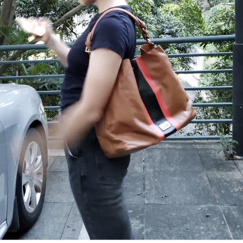 阿根廷小眾 荔枝紋頭層牛皮手提單肩包女軟皮大包J家