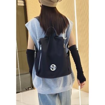 休閑時尚極簡雙肩包2023新款防盜防水尼龍布通勤女士揹包百搭書包
