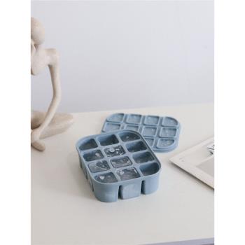 冰塊硅膠冰格大容量冰塊模具冰箱按壓凍冰球食品級DIY制冰收納盒