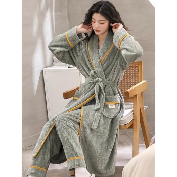女加厚法蘭絨長款冬天家居服睡袍