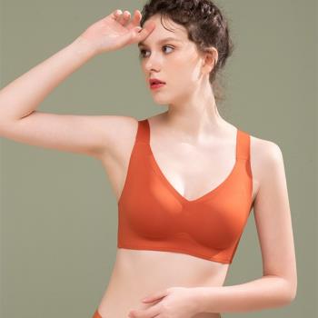 素肌無痕內衣女聚攏收副乳防下垂果凍3D軟支撐大胸顯小文胸無鋼圈