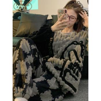 恐龍女2022年網紅款法蘭絨睡衣