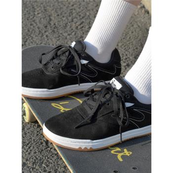極路客蟻系列冷沾大底面包鞋牛反毛皮男女低幫耐磨減震專業滑板鞋