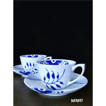 丹麥皇家哥本哈根Royal Copenhagen 手繪藍色大唐草咖啡杯茶杯碟