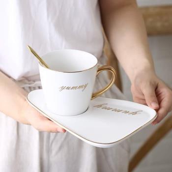 鐵精致家用碟咖啡杯下午高顏值拿茶具ins.勺子陶瓷咖啡裝帶