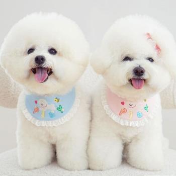 新款韓版可愛蕾絲刺繡狗狗圍兜中小型犬口水巾寵物貓咪三角巾飾品