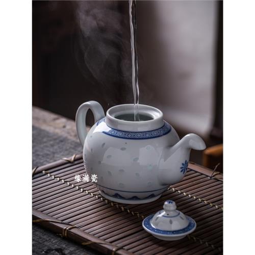 景德鎮緣滿瓷陶瓷茶具光明瓷廠60年代青花玲瓏六字款鷹嘴壺老單個|茶壺