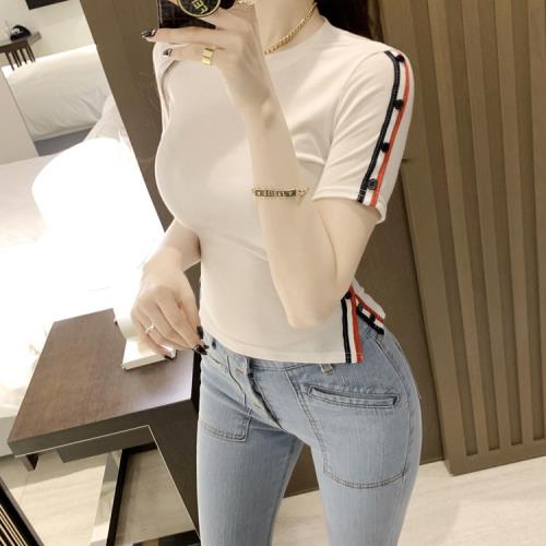 2024年夏季時尚修身顯瘦短款上衣撞色圓領短袖側開叉顯胸T恤女ins