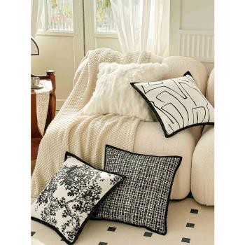 雅梵林 網紅ins風法式黑白復古抱枕客廳沙發靠枕高檔輕奢風靠墊套