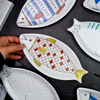 日本九谷燒手繪陶瓷貓咪盤魚形盤創意異形盤碟子日式菜盤家用盤子