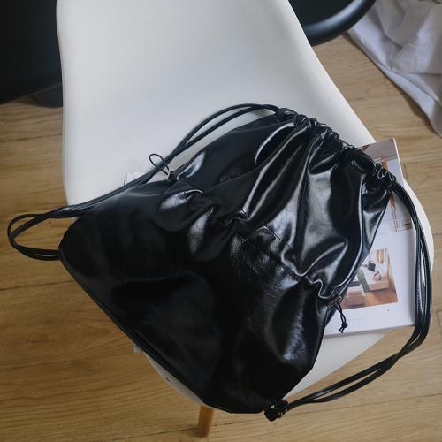 氧氣種子2025夏季新款韓國潮流抽繩褶皺大容量雙肩包簡約純色背包