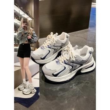 炸街厚底老爹鞋女款2024春季新款真皮復古輕便增高軟底休閑運動鞋
