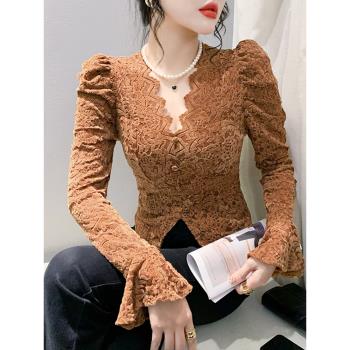 性感V領蕾絲衫女長袖歐洲站時尚泡泡袖上衣洋氣內搭打底衫秋冬潮