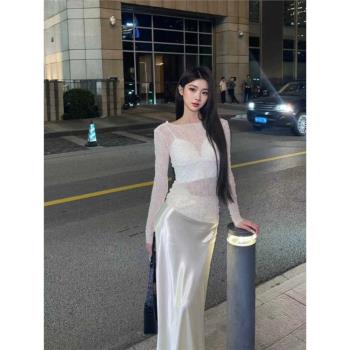 白色鑲鉆閃閃鏤空性感長袖蕾絲衫女辣妹修身露背微透薄款防曬上衣